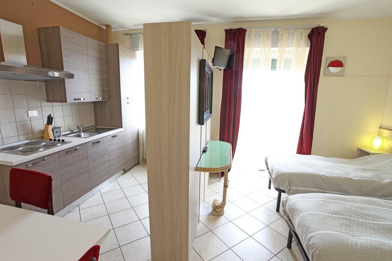 Bb Ombretta Bed & Breakfast Valeggio sul Mincio Bagian luar foto