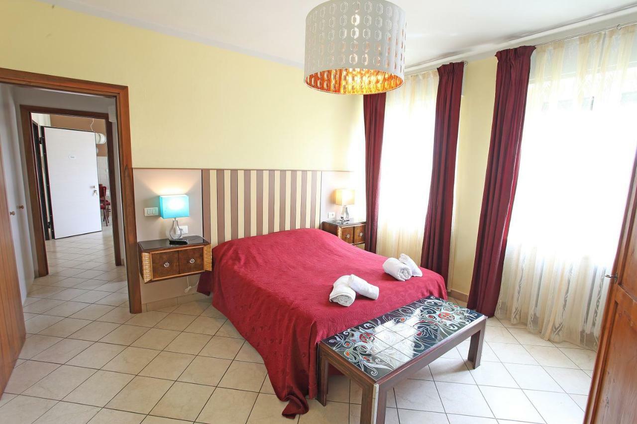 Bb Ombretta Bed & Breakfast Valeggio sul Mincio Bagian luar foto