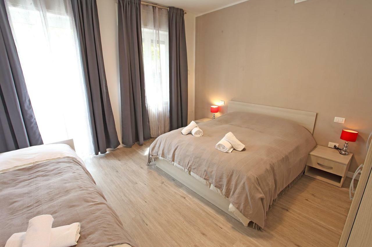Bb Ombretta Bed & Breakfast Valeggio sul Mincio Bagian luar foto