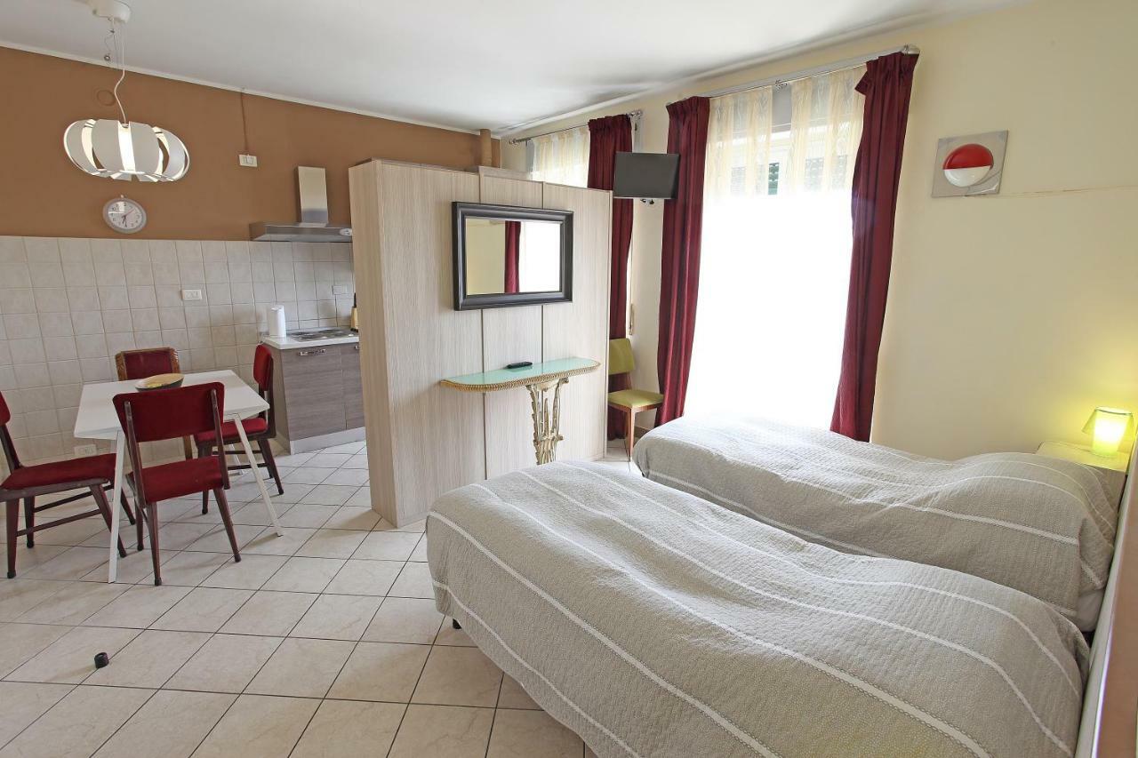 Bb Ombretta Bed & Breakfast Valeggio sul Mincio Bagian luar foto